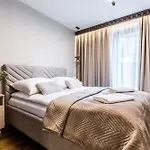 Makuszynskiego Lux